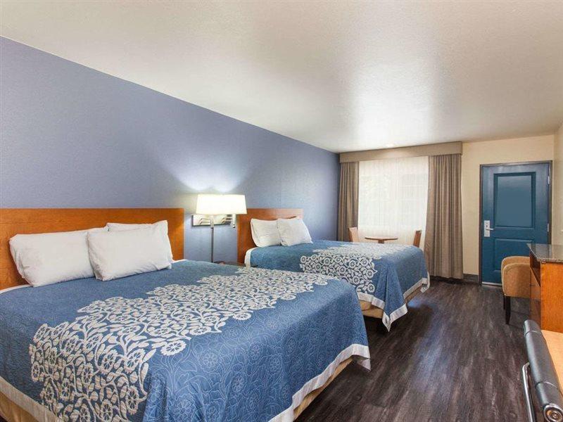 Days Inn By Wyndham San Diego-East/El Cajon Ngoại thất bức ảnh